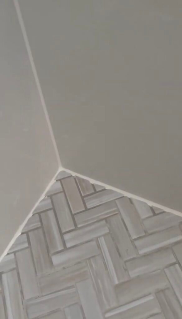 Piedrafina vertical corner clean white silicone seal